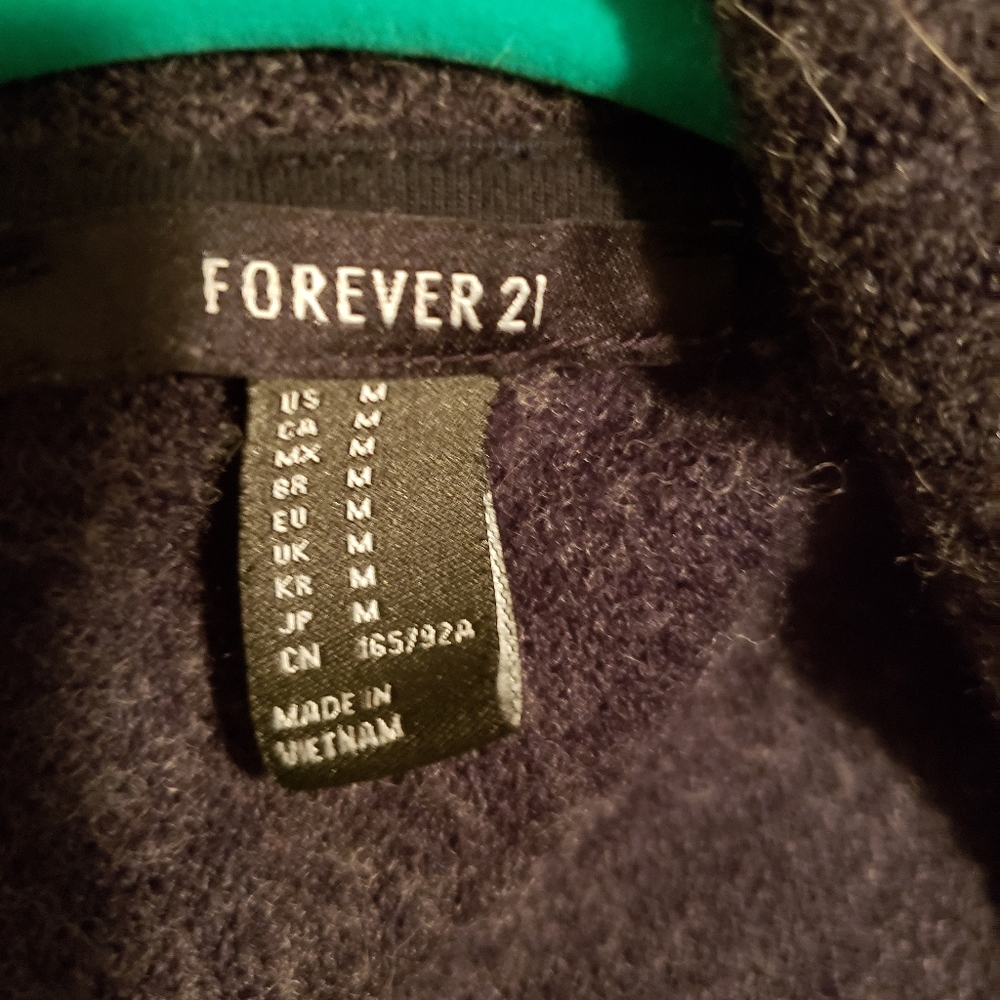 Sweater - Picture 3 of 3